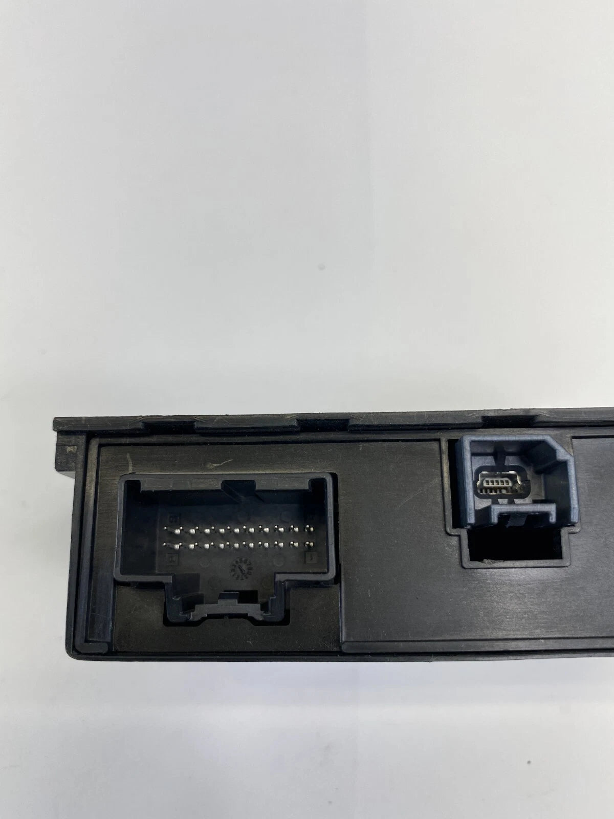 2011-2016 CHEVROLET CRUZE MULTI MEDIA PLAYER INTERFACE MODULE UNIT 22796545 OEM