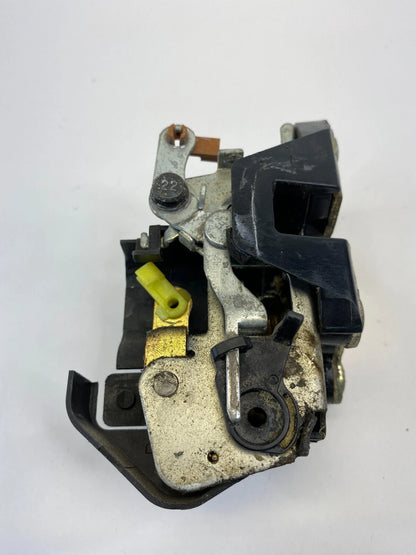 1998-2002 Toyota Corolla Rear Right Back Side Door Lock Latch Release Actuator