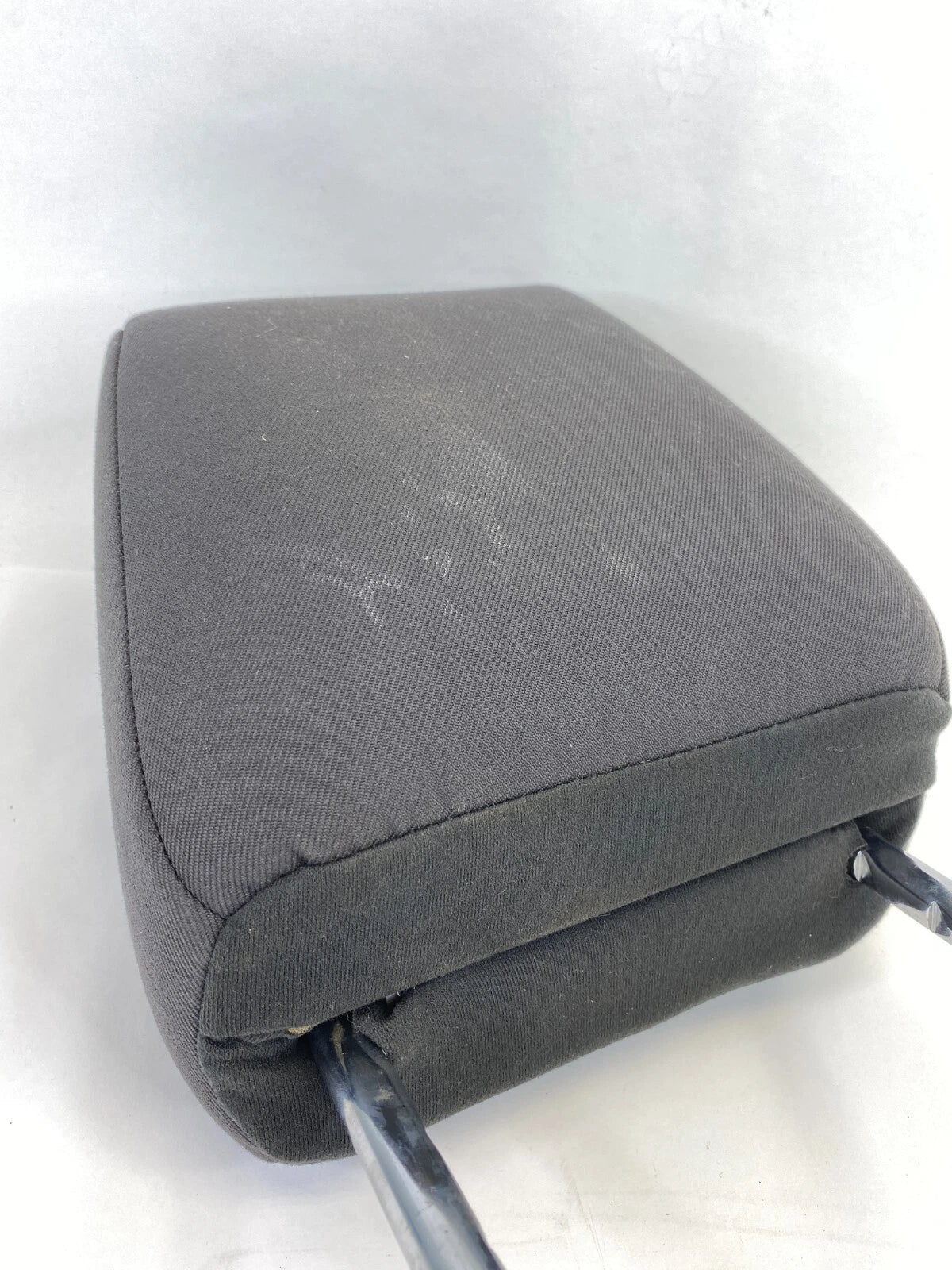 2014-2019 FORD FIESTA FRONT RIGHT PASSENGER SIDE SEAT HEADREST HEAD REST OEM