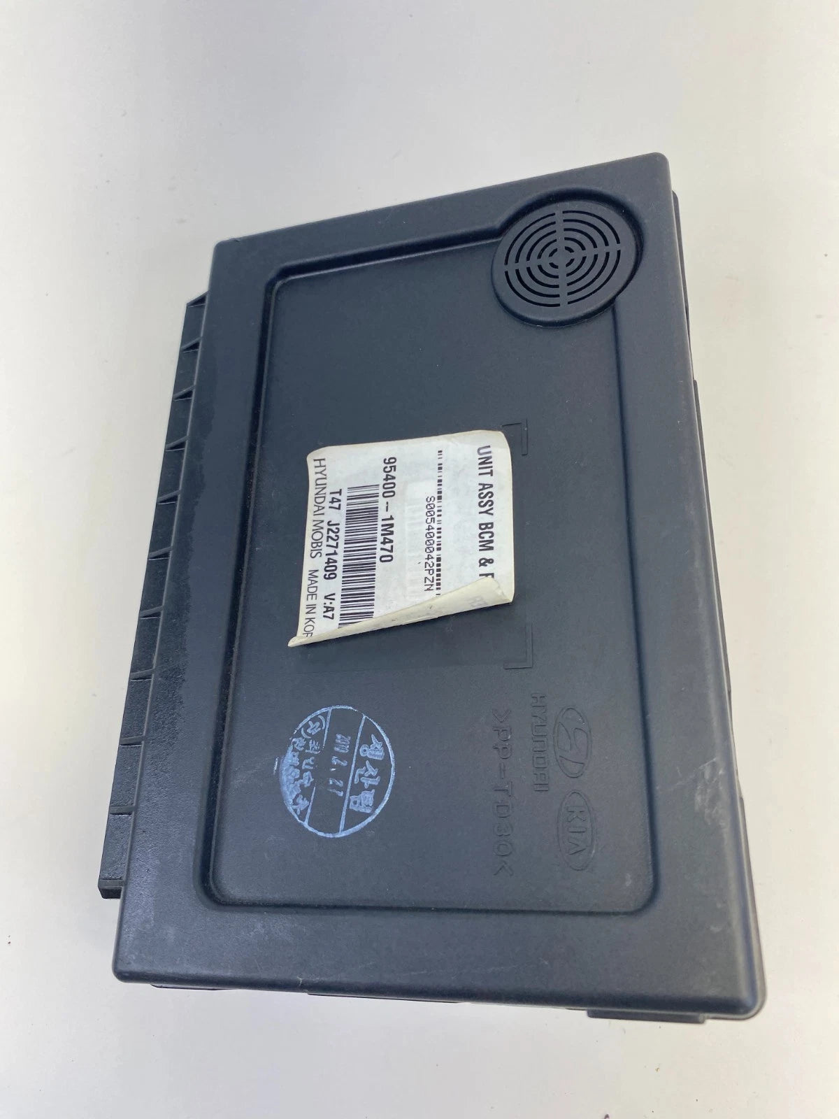 2010-2013 KIA FORTE 2.0L L4 AT BODY CONTROL MODULE COMPUTER BCM BCU 95400-1M471