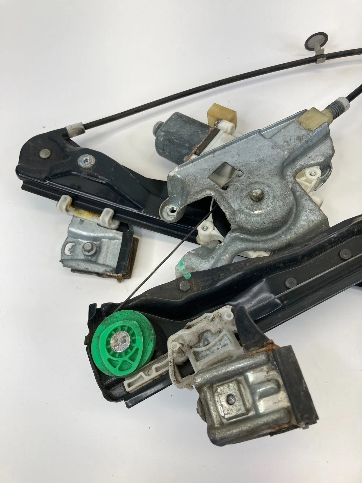 2008-2011 FORD FOCUS FRONT RIGHT PASSENGER DOOR WINDOW MOTOR W/ REGULATOR OEM