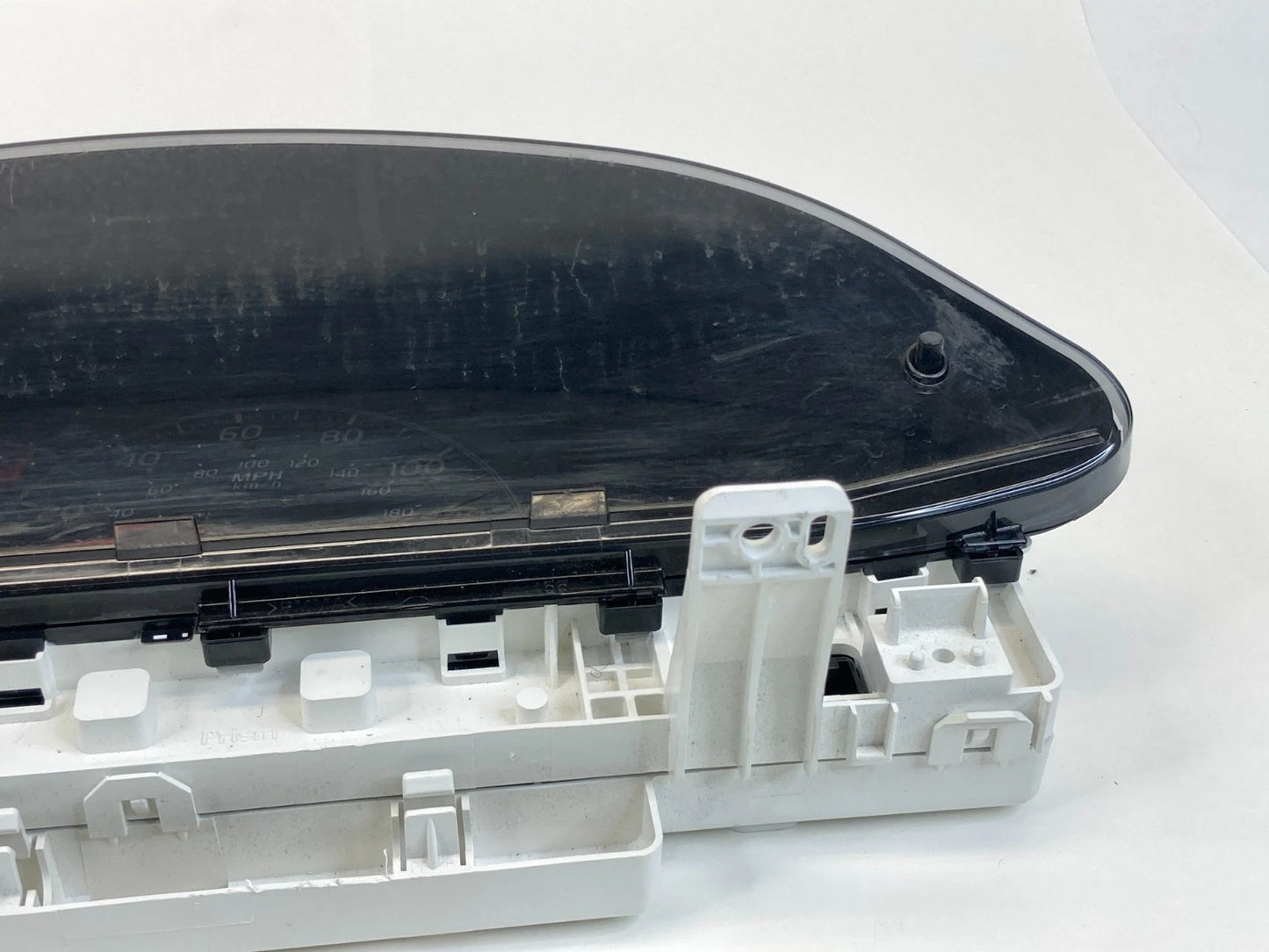 09 10 TOYOTA YARIS M/T HATCHBACK INSTRUMENT CLUSTER SPEEDOMETER GAUGES 13.974 M