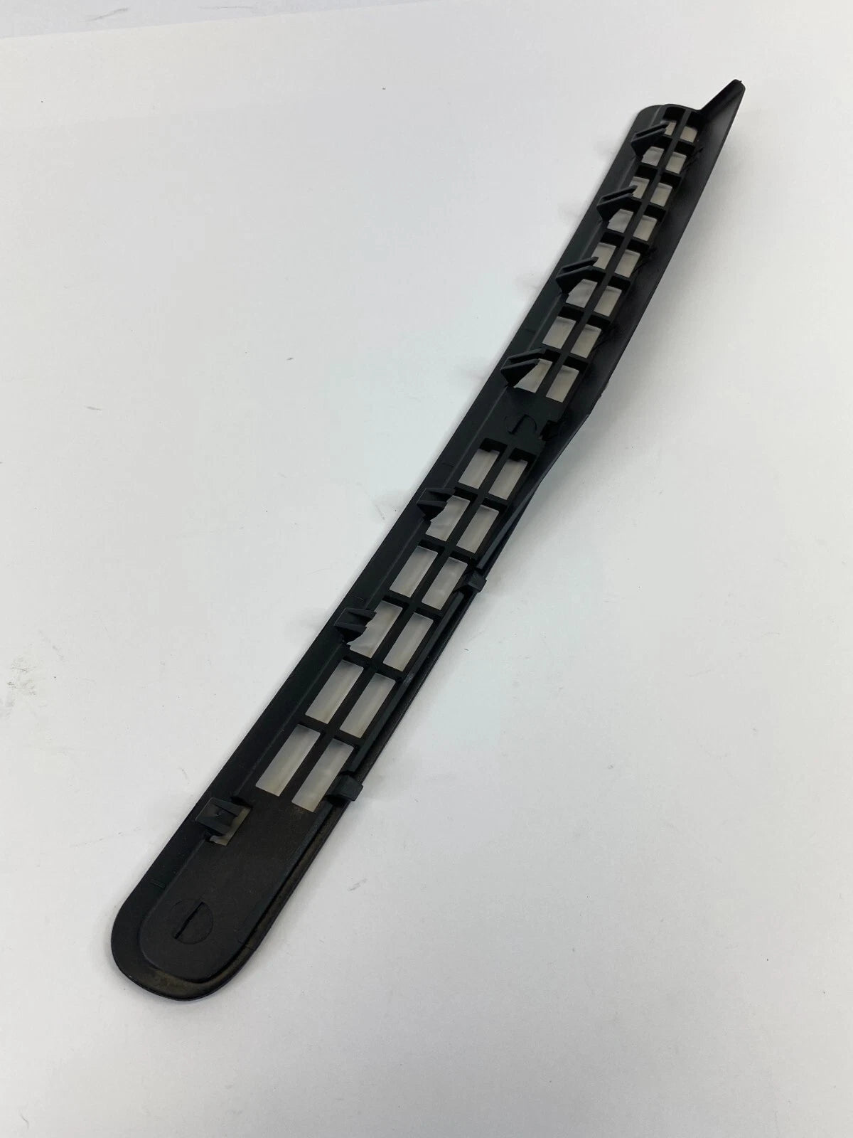 2002-2007 SATURN VUE DASH LEFT SIDE AIR VENT DEFROST GRILLE 22712731 OEM