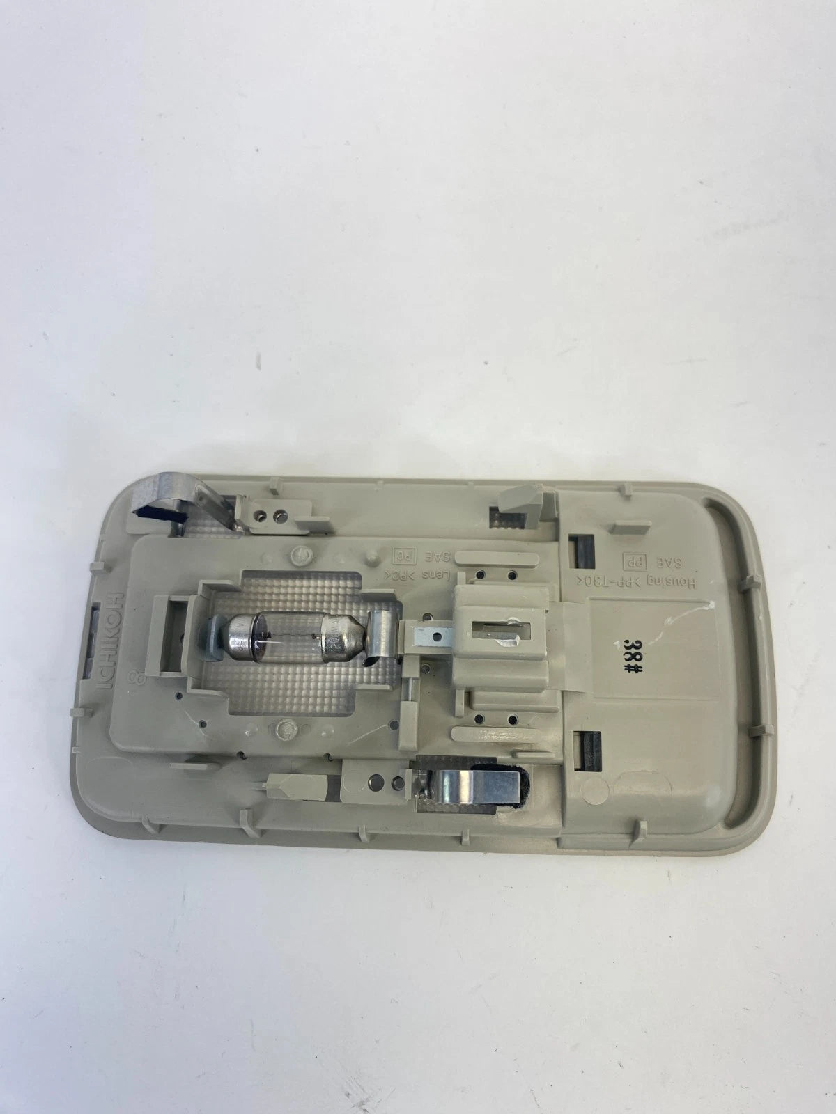 08-13 2008-2013 Nissan Rogue Center Overhead Upper Console Dome Light Lamp OEM