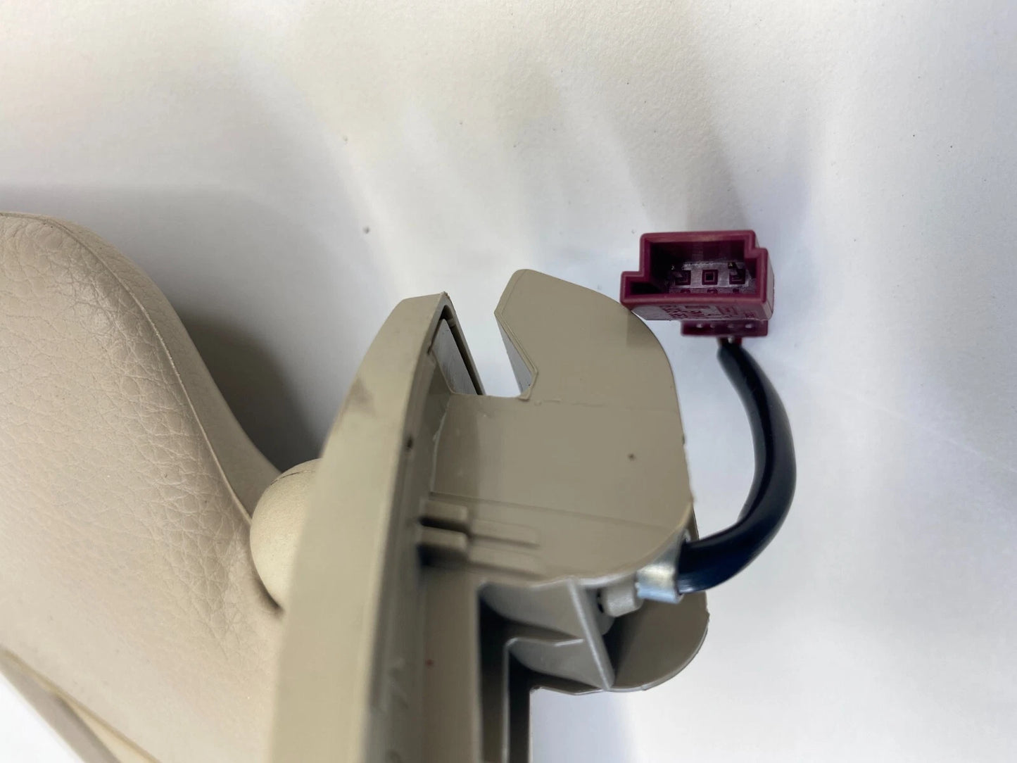 2009 2010 BMW 535I XDRIVE SUNVISOR LEFT DRIVER SIDE SUN VISOR SHADE ASSEMBLY OEM