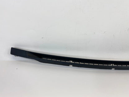 1997-2001 LEXUS ES300 INSTRUMENT PANEL A/C VENT DEFROST COVER GRILL 55981-33060