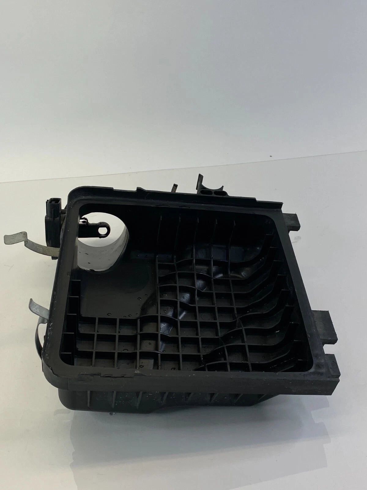 06 07 SUBARU B9 TRIBECA 3.0L UPPER AIR FILTER CLEANER BOX COVER W MAF SENSOR OEM