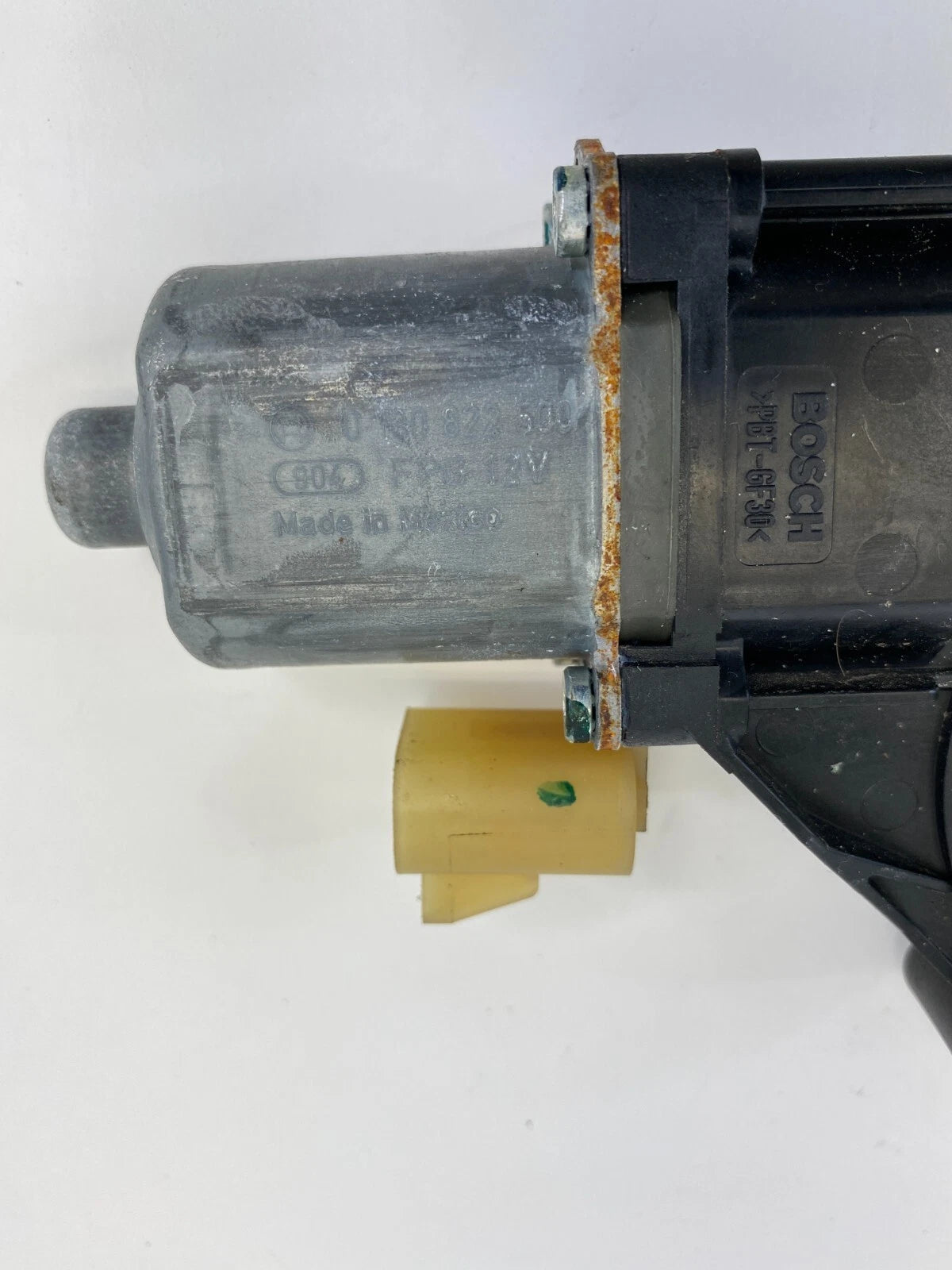2011-2014 BUICK REGAL REAR RIGHT DOOR POWER WINDOW MOTOR 0130822500 OEM