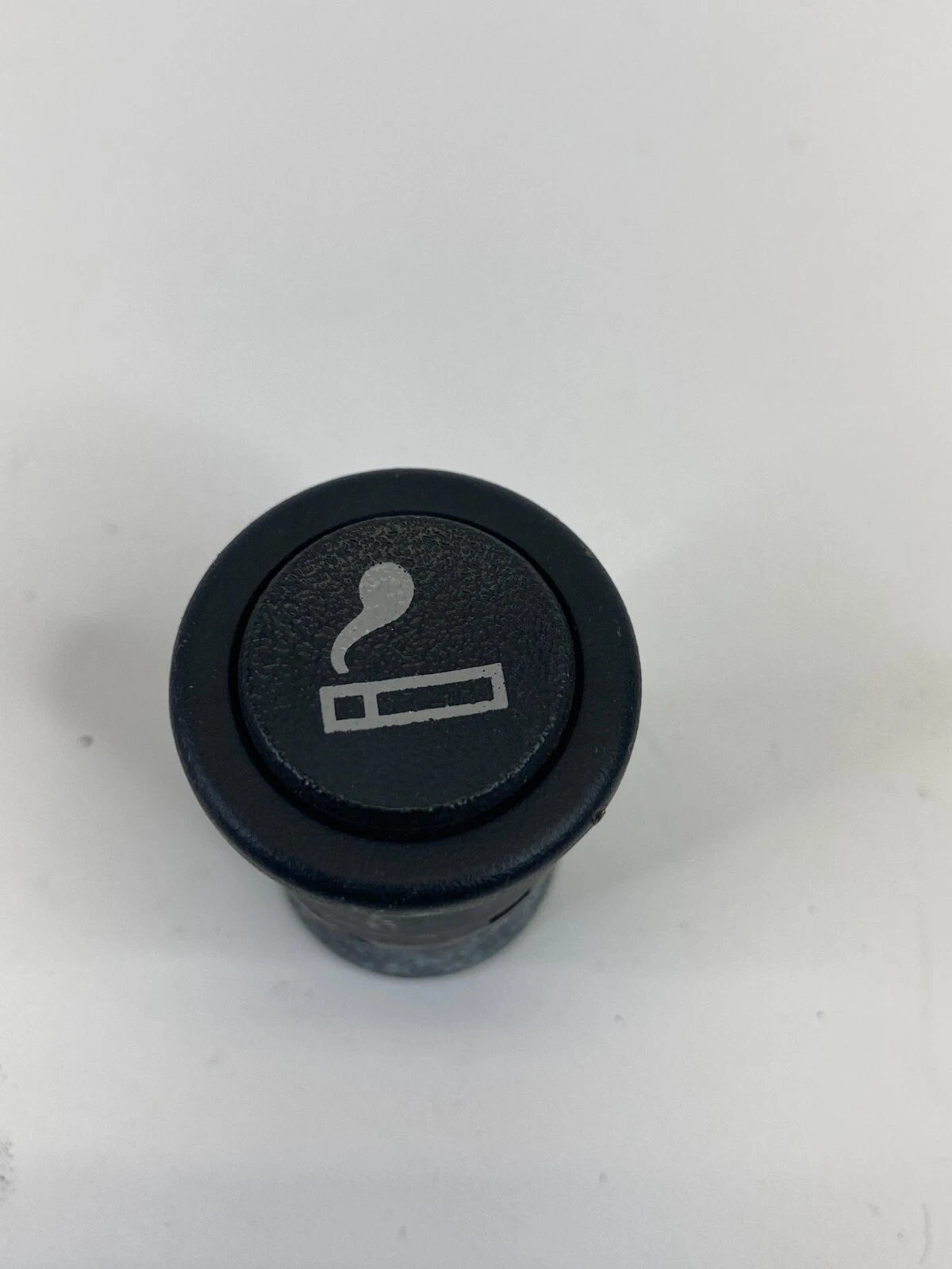 1998 1999 2000 2001 AUDI A6 QUATTRO POWER OUTLET CIGARETTE LIGHTER SOCKET OEM