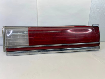 1988-1991 MERCURY GRAND MARQUIS TAILLIGHT TAIL LIGHT LAMP PASSENGER RIGHT OEM