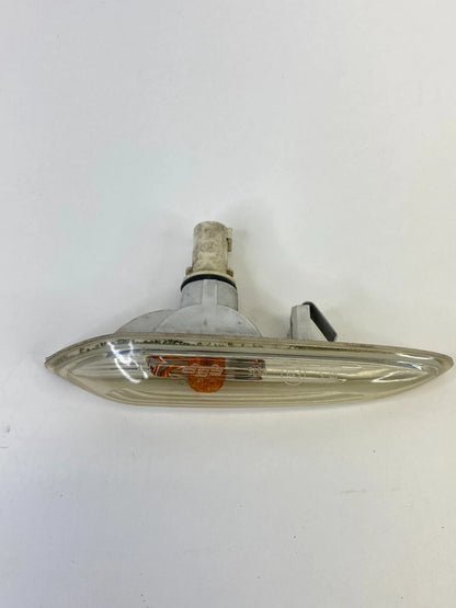 2004-2006 BMW X3 LEFT DRIVER SIDE FENDER MARKER REPEATER LIGHT 3403613-01 OEM