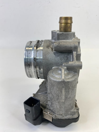 2013-2017 BMW X3 2.0L L4 A/T Throttle Body Throttle Valve Assy 13-54-7-588-625