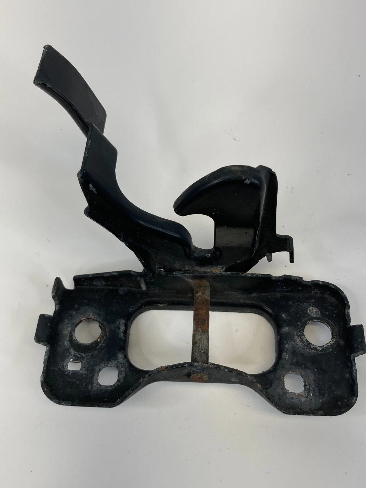2008-2011 CHRYSLER TOWN & COUNTRY HOOD LOCK LATCH STRIKER HANDLE ASSEMBLY
