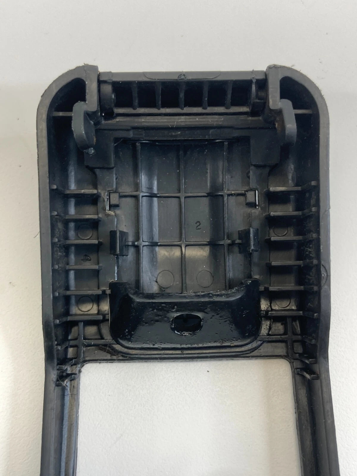 2011-2014 HYUNDAI SONATA SEAT TRACK RAIL FLOOR COVER END CAP BEZEL OEM