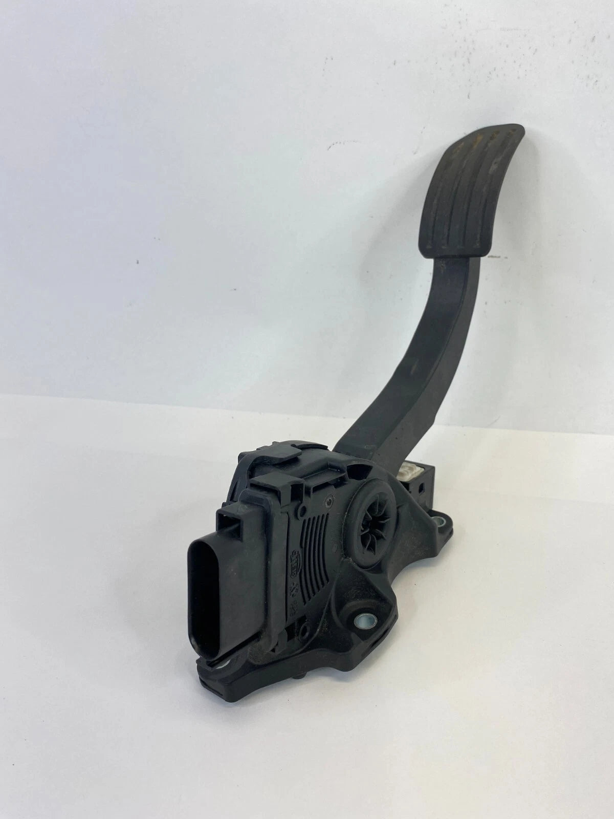 2008-2016 VOLVO XC70 ACCELERATOR GAS PEDAL ASSEMBLY 6G92-9F836-BD OEM