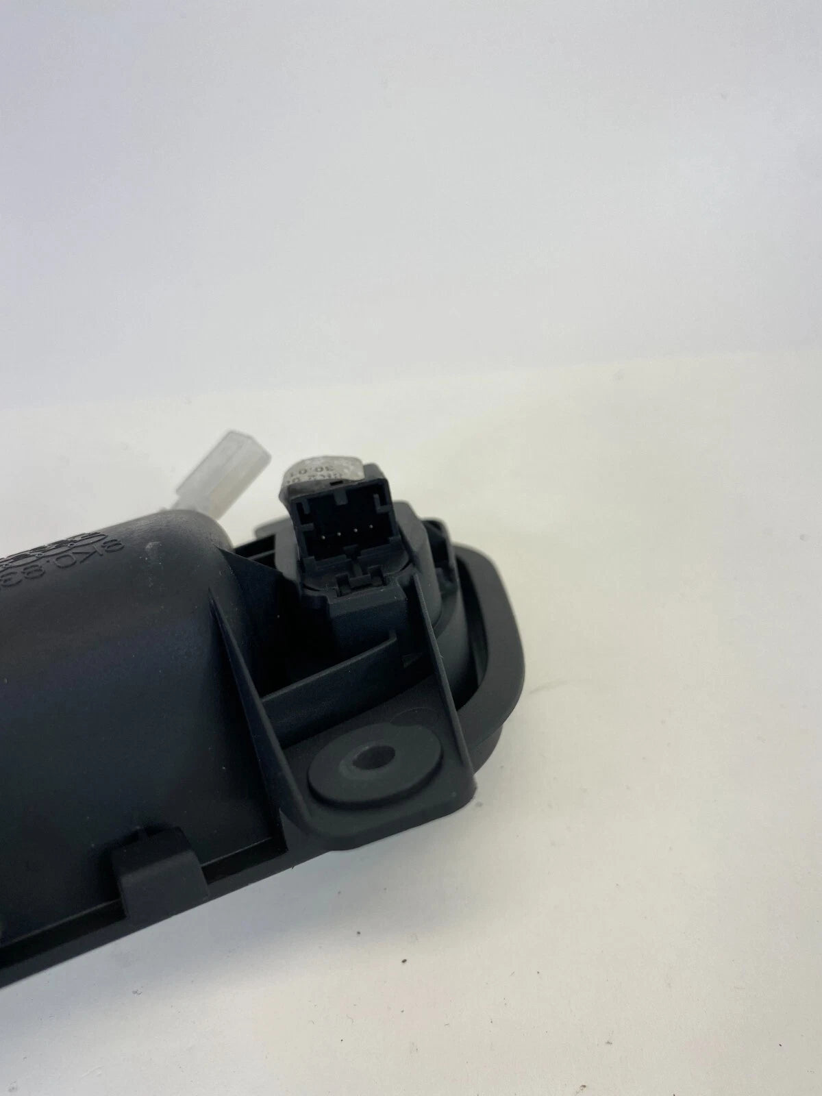 2009-2016 AUDI A4 QUATTRO FRONT RIGHT INTERIOR DOOR HANDLE W/ LOCK SWITCH OEM