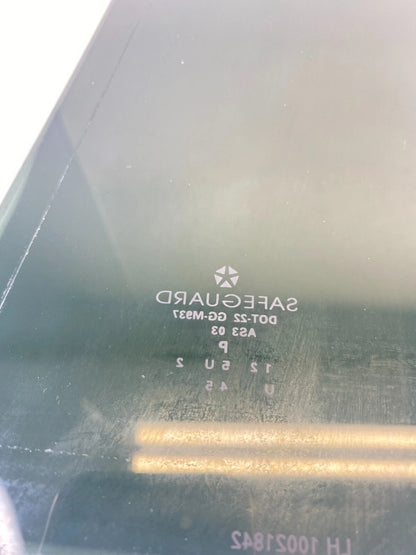 2004-2008 CHRYSLER PACIFICA REAR LEFT DRIVER DOOR VENT WINDOW GLASS 10021842