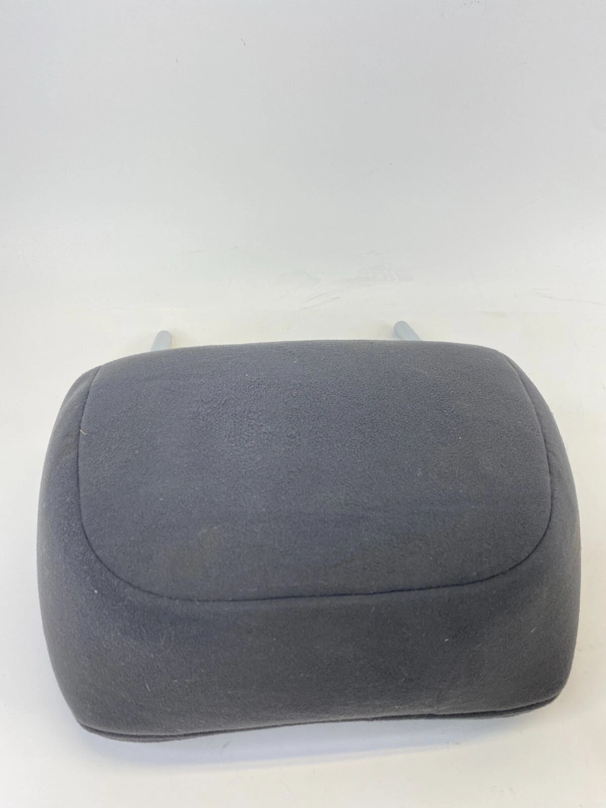 1996-2004 NISSAN PATHFINDER REAR LEFT RIGHT SEAT HEADREST HEAD REST SET PAIR OEM