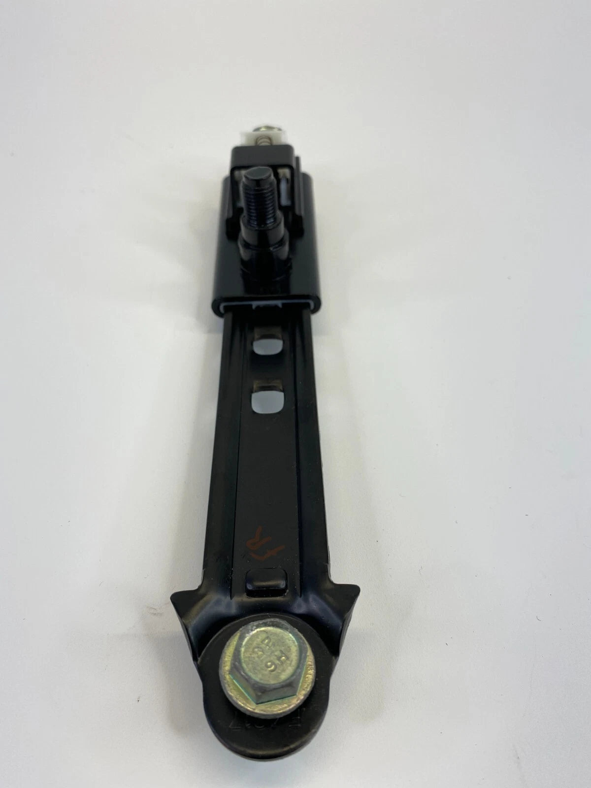 2006-2010 INFINITI M35 FRONT RIGHT PASSENGER SIDE SEAT BELT HEIGHT ADJUSTER OEM