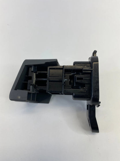 2010 2011 10 11 TOYOTA PRIUS GLOVE BOX COMPARTMENT LATCH LOCK RELEASE BUTTON OEM
