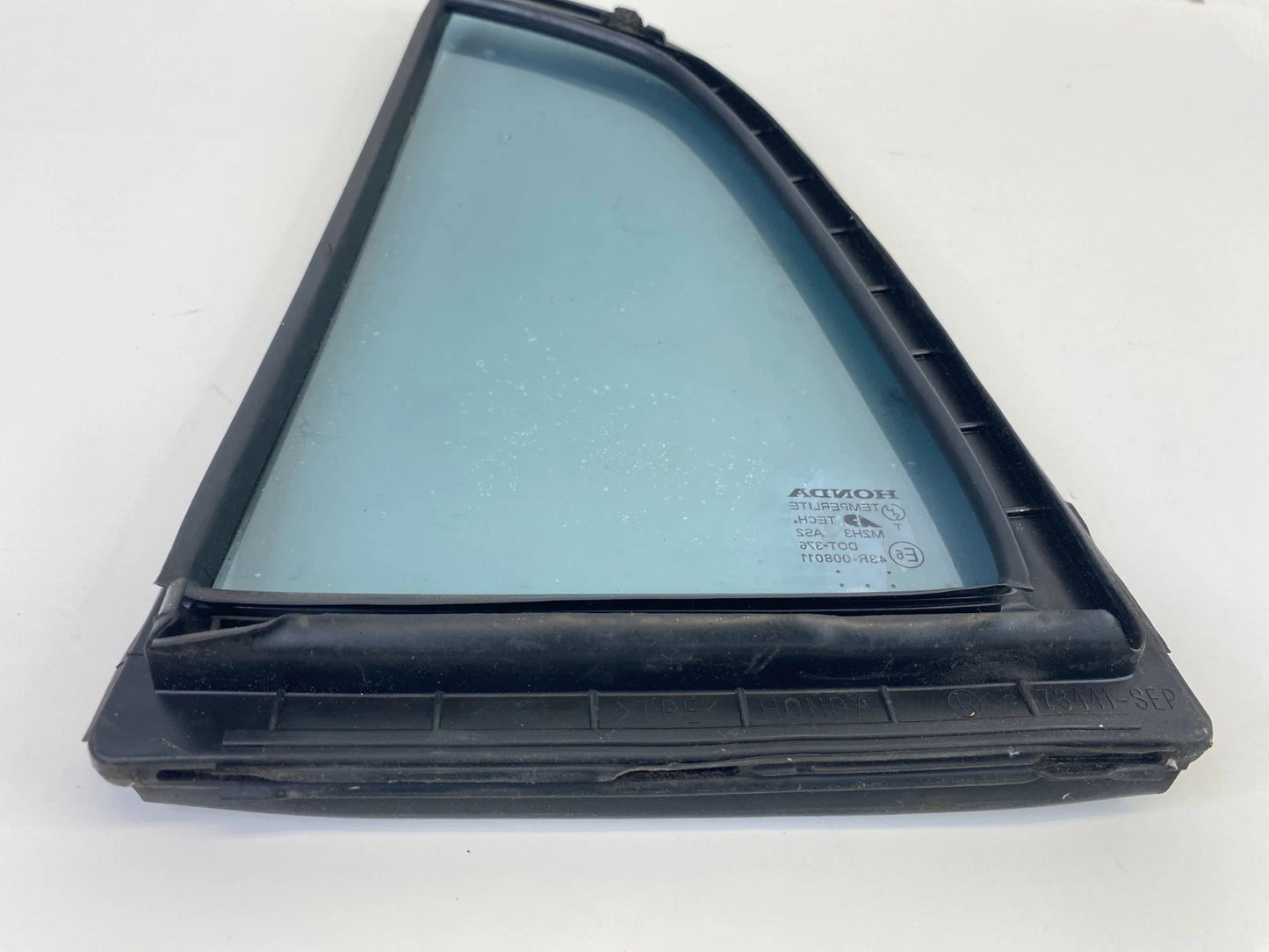 2004-2008 Acura TL Rear Right Side Door Window Quarter Glass 73441-SEP OEM