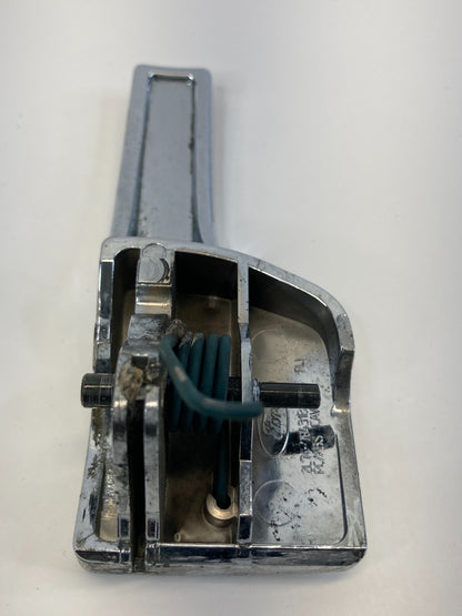 2003-2006 Lincoln Navigator Rear Left Driver Side Inner Door Handle w/ Bezel