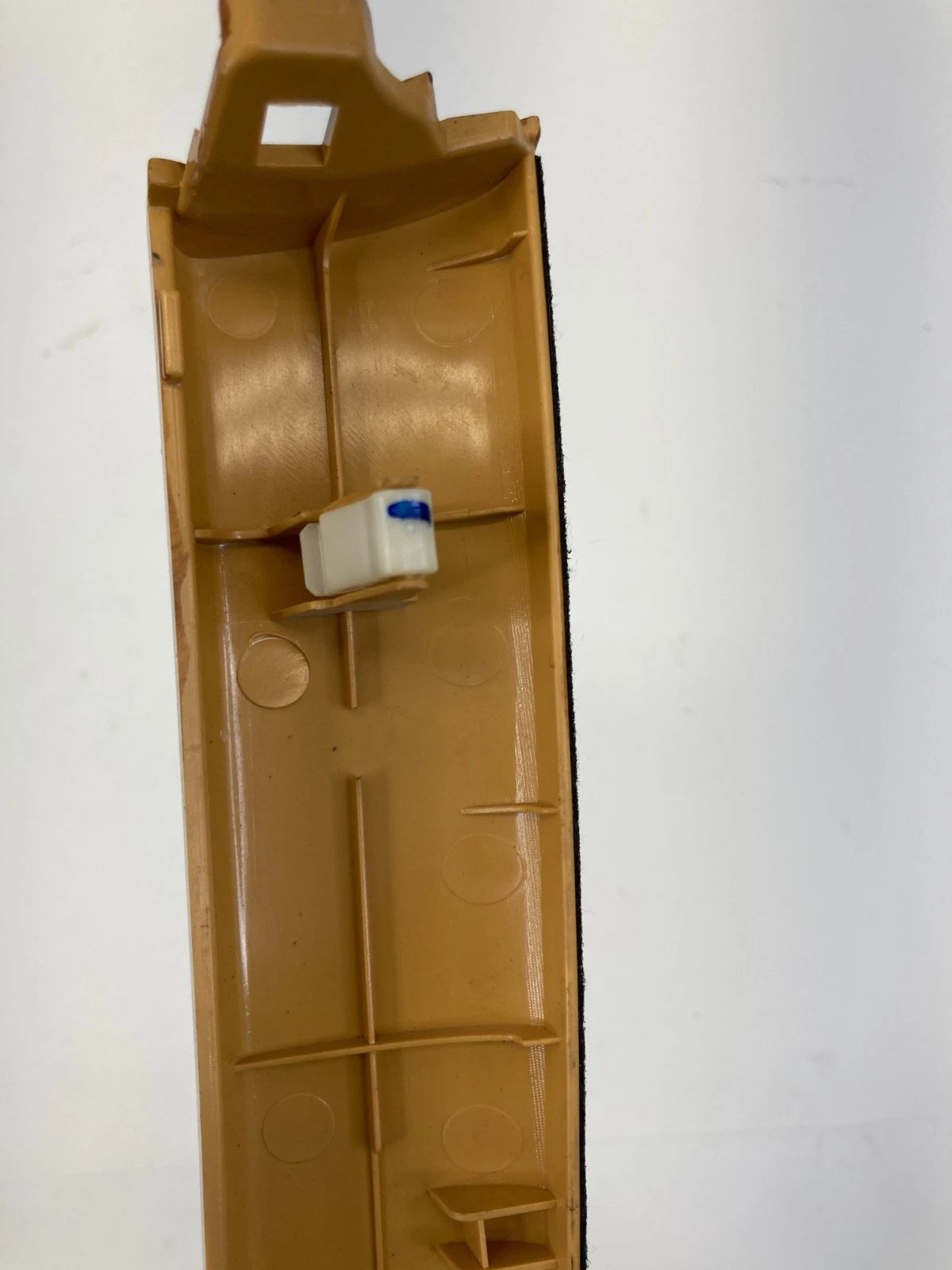 2009 2010 HYUNDAI SONATA DASH RIGHT PASSENGER SIDE BEZEL PANEL TRIM MOLDING OEM