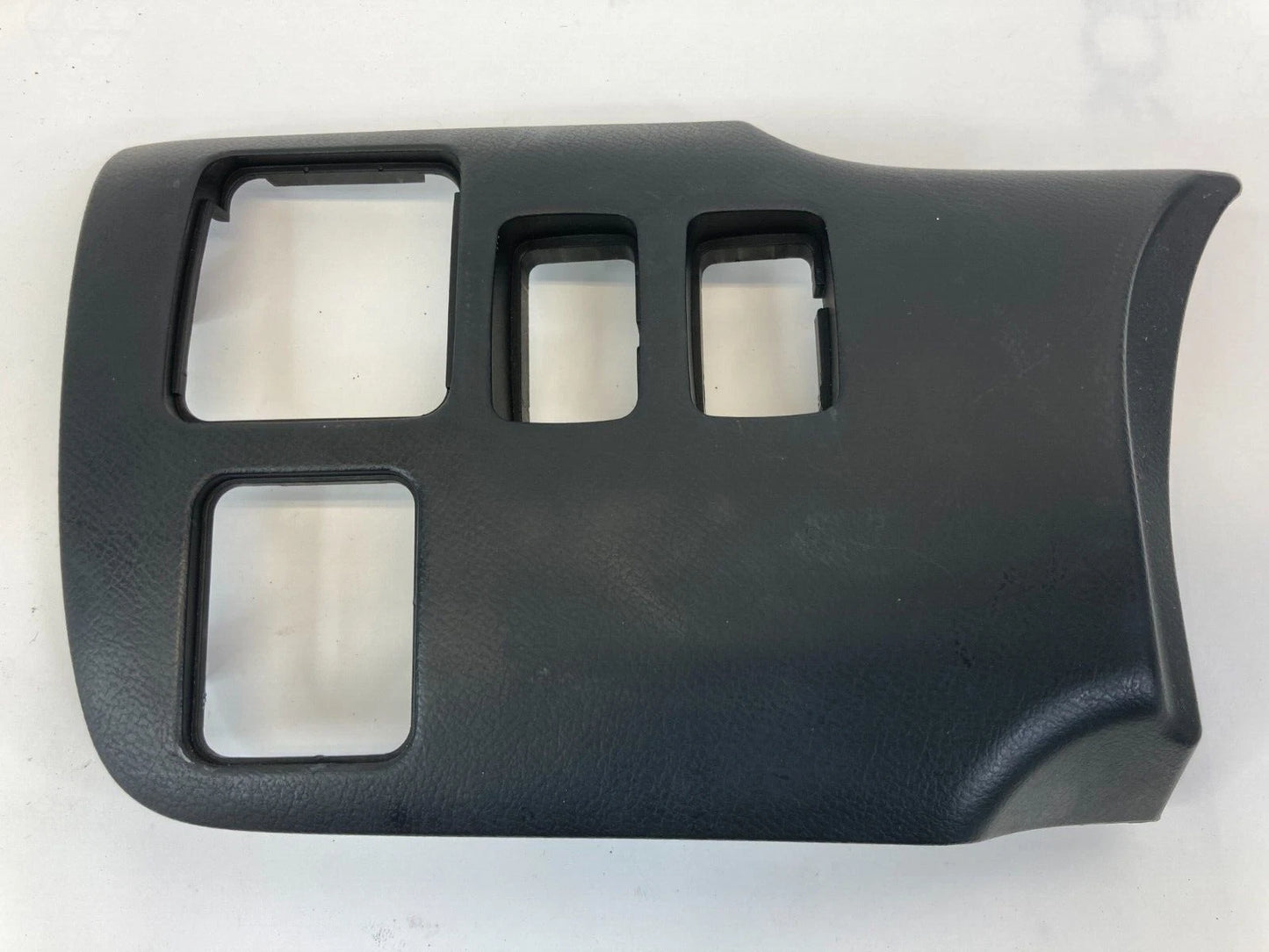 1999-2004 HONDA ODYSSEY LEFT DRIVER DASH MIRROR BEZEL TRIM PANEL 77210-S0X-A0