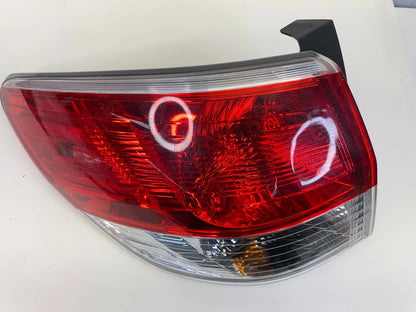 2013-2016 NISSAN PATHFINDER REAR OUTER LEFT DRIVER TAILLIGHT TAIL LIGHT OEM