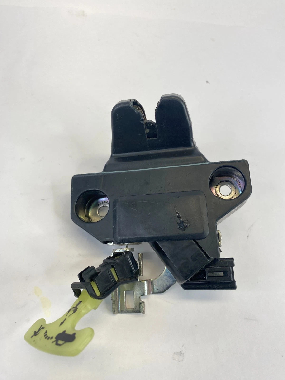 2009-2013 TOYOTA COROLLA REAR TRUNK LOCK LATCH RELEASE ACTUATOR OEM