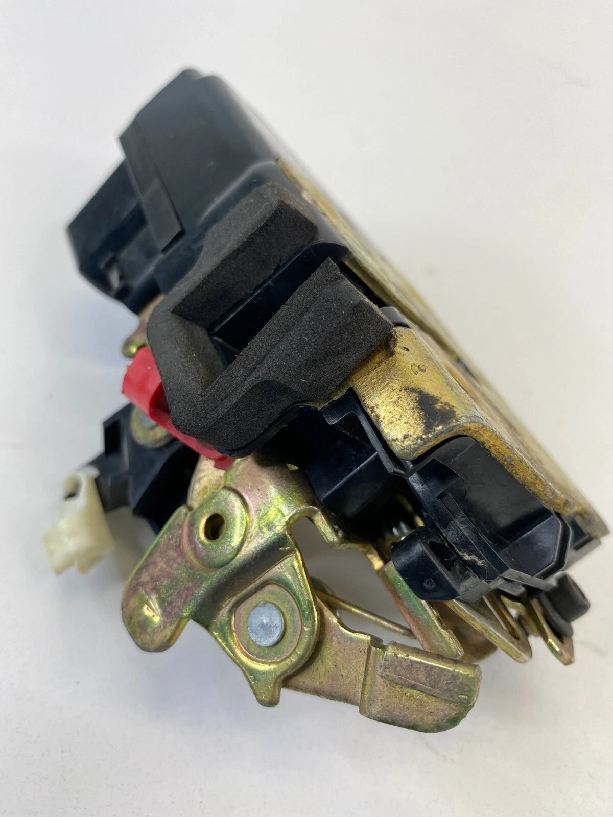 01-06 CHRYSLER SEBRING SEDAN FRONT RIGHT PASSENGER MANUAL DOOR LOCK LATCH FR RH