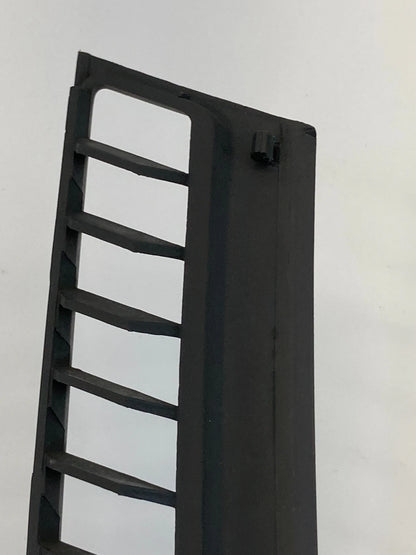 2005 2006 JEEP GRAND CHEROKEE UPPER RIGHT DASH DEFROST VENT GRILLE COVER