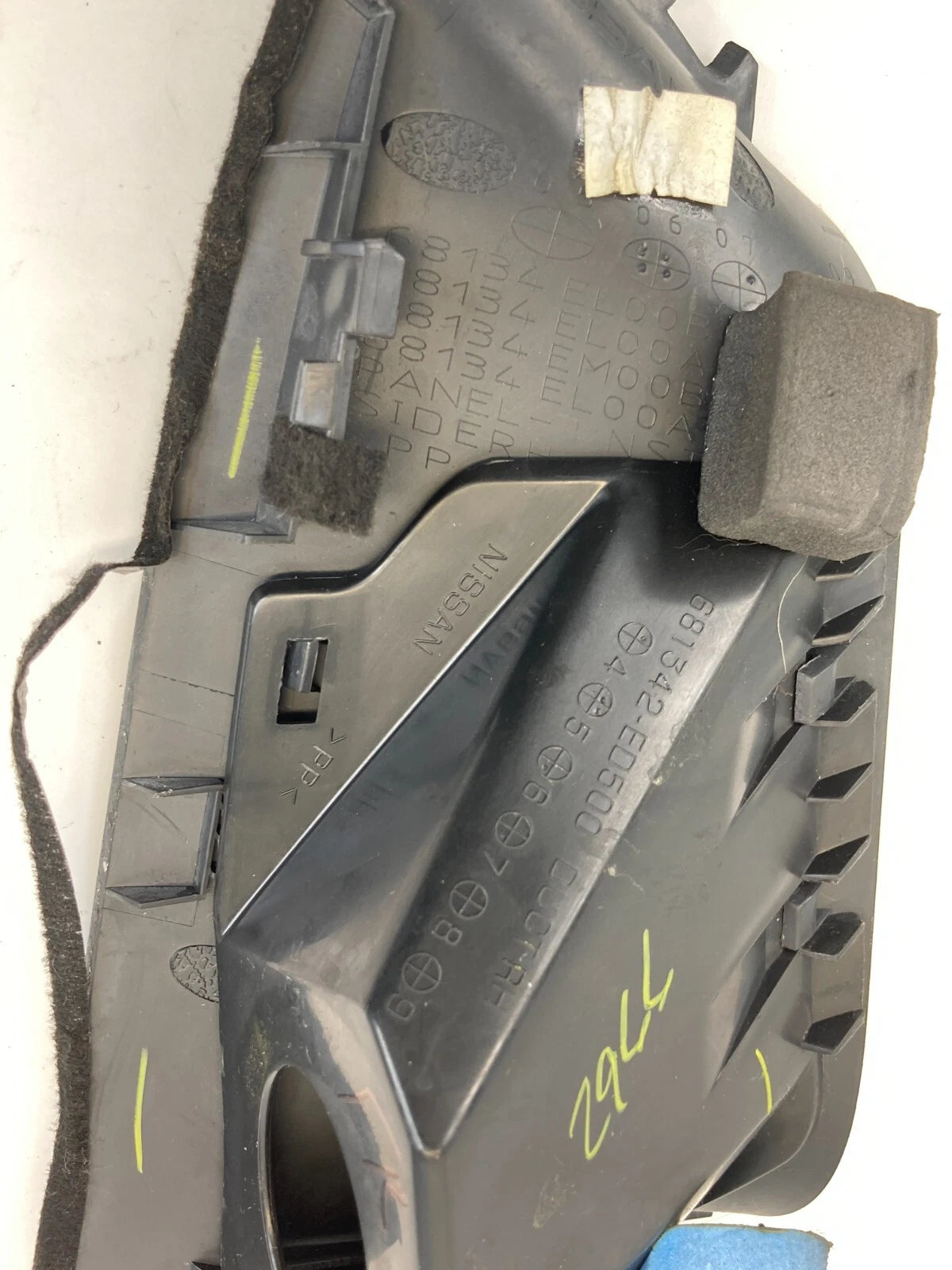 07-12 NISSAN VERSA DASH INSTRUMENT PANEL RIGHT LOWER PILLAR TRIM 68134-EL00B OEM