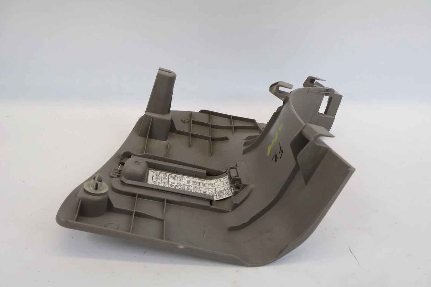2008-2012 HONDA ACCORD FR RIGHT COWL KICK LINING PANEL FUSE COVER OEM 83111-TA0