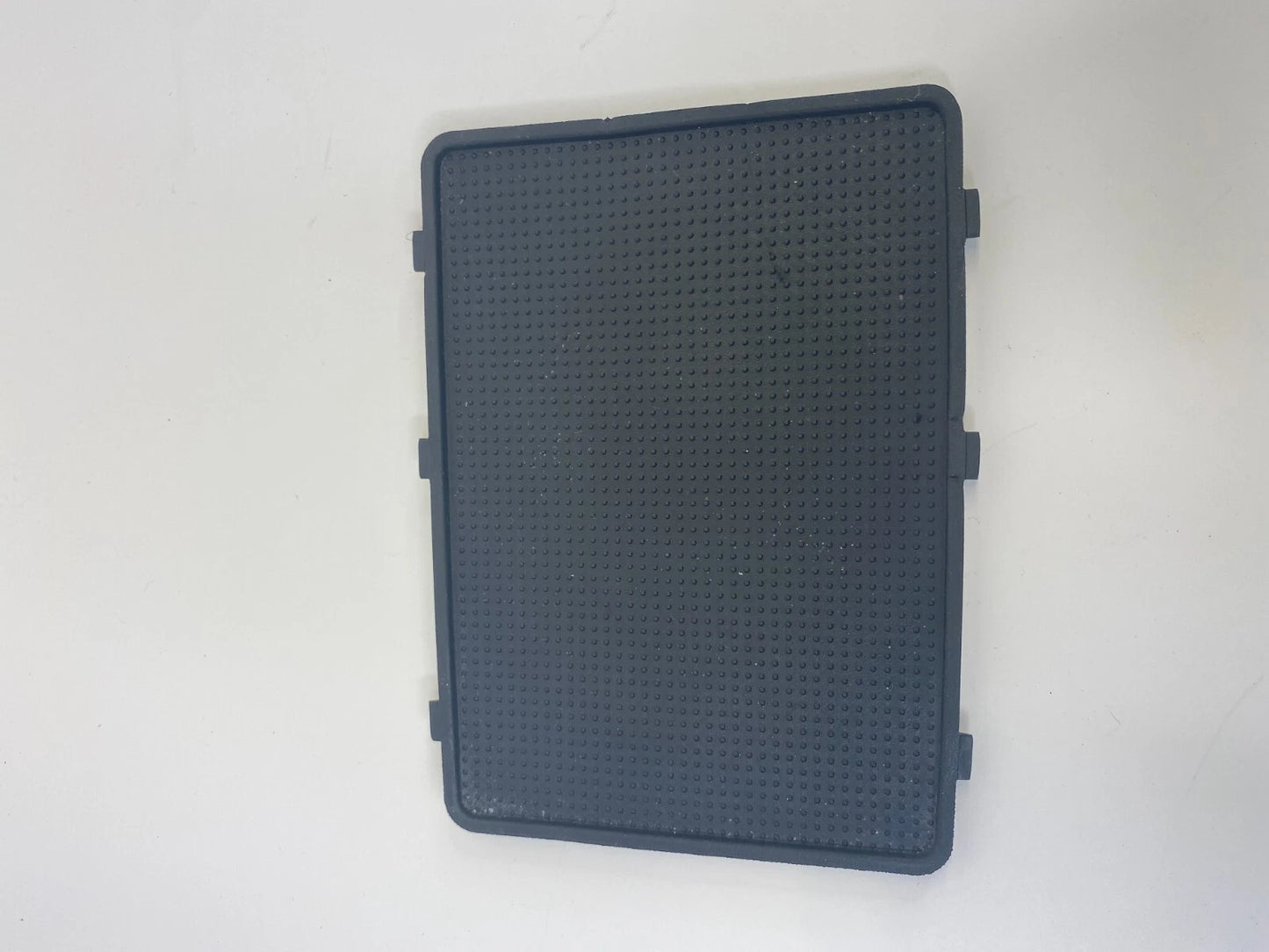 2007 2008 2009 SUZUKI XL-7 CENTER CONSOLE LINER RUBBER MAT INSERT AKM55909 OEM