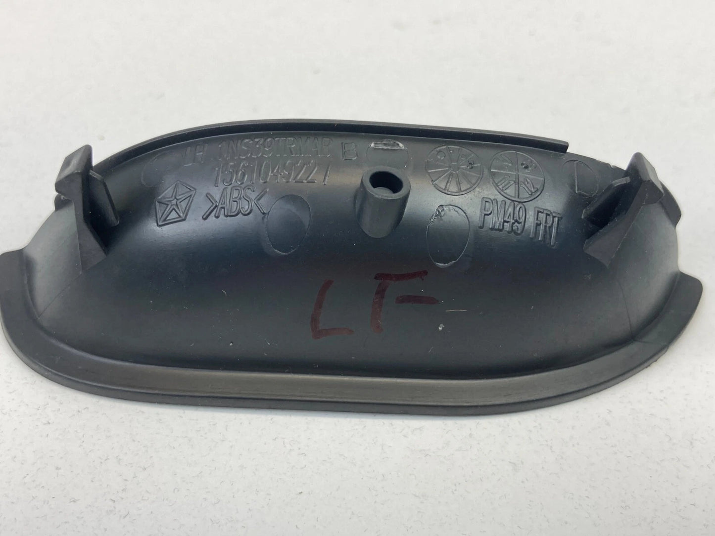 10-12 DODGE CALIBER FRONT LEFT INNER DOOR HANDLE SCREW COVER CAP 1NS39TRMAB OEM