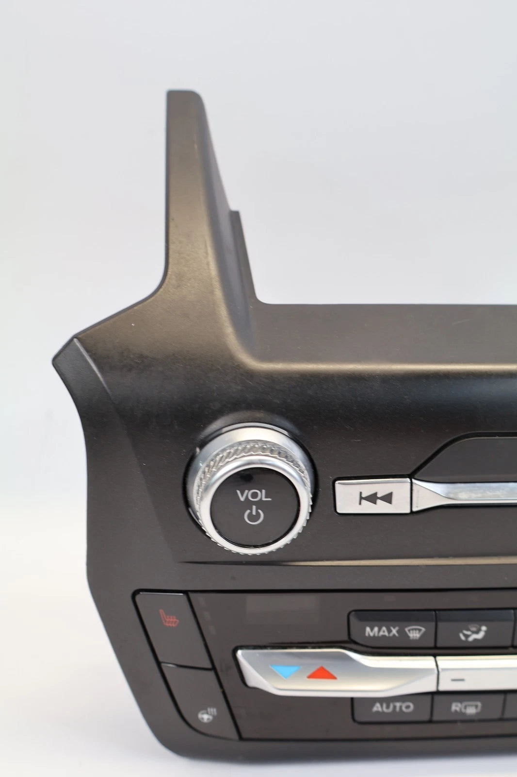 2020-2024 FORD EXPLORER ESTEREO RADIO & A/C CLIMATE CONTROL PANEL W / BEZEL OEM