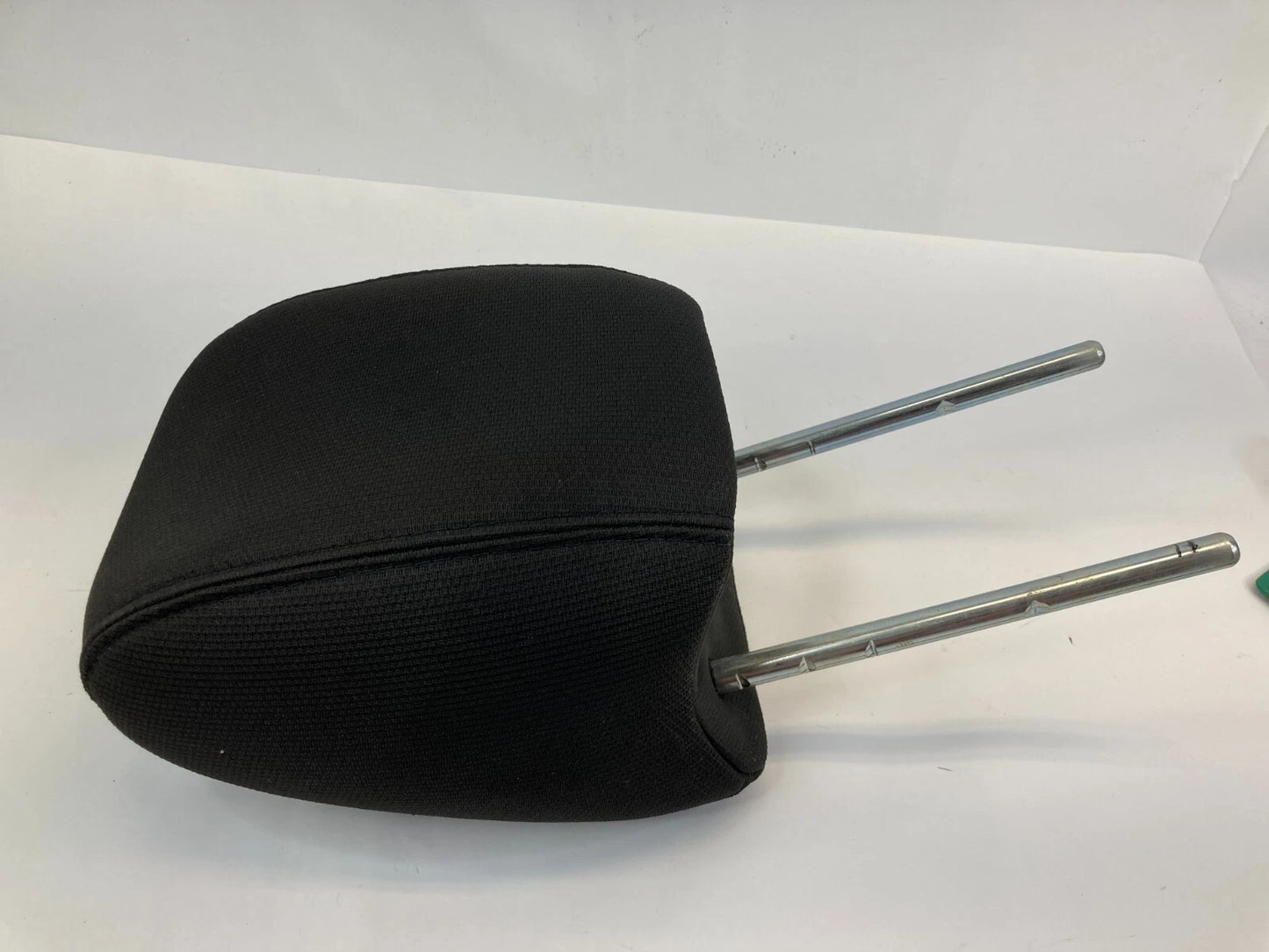 2009-2012 CHEVROLET TRAVERSE FRONT LEFT DRIVER SEAT HEADREST HEAD REST ASSY