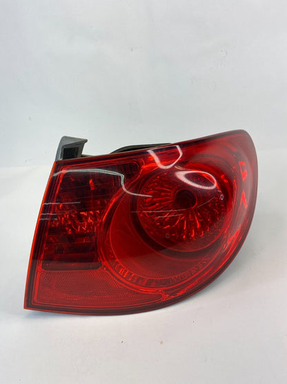 2007-2010 Hyundai Elantra Sedan Rear Outer Right Side Taillight Tail Lamp OEM