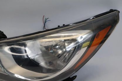 2012-2014 HYUNDAI ACCENT FRONT LEFT DRIVER HEADLIGHT HEADLAMP HALOGEN 92101-1RXX