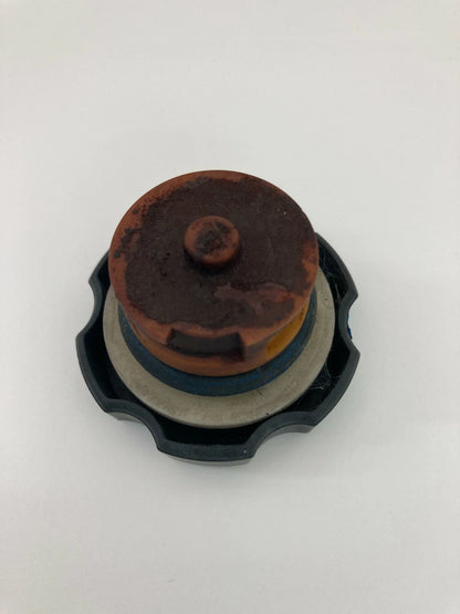 05-10 PONTIAC G6 06-09 SOLSTICE 3.5L V6 OHV 12V ENGINE OIL FILLER FLUID CAP OEM