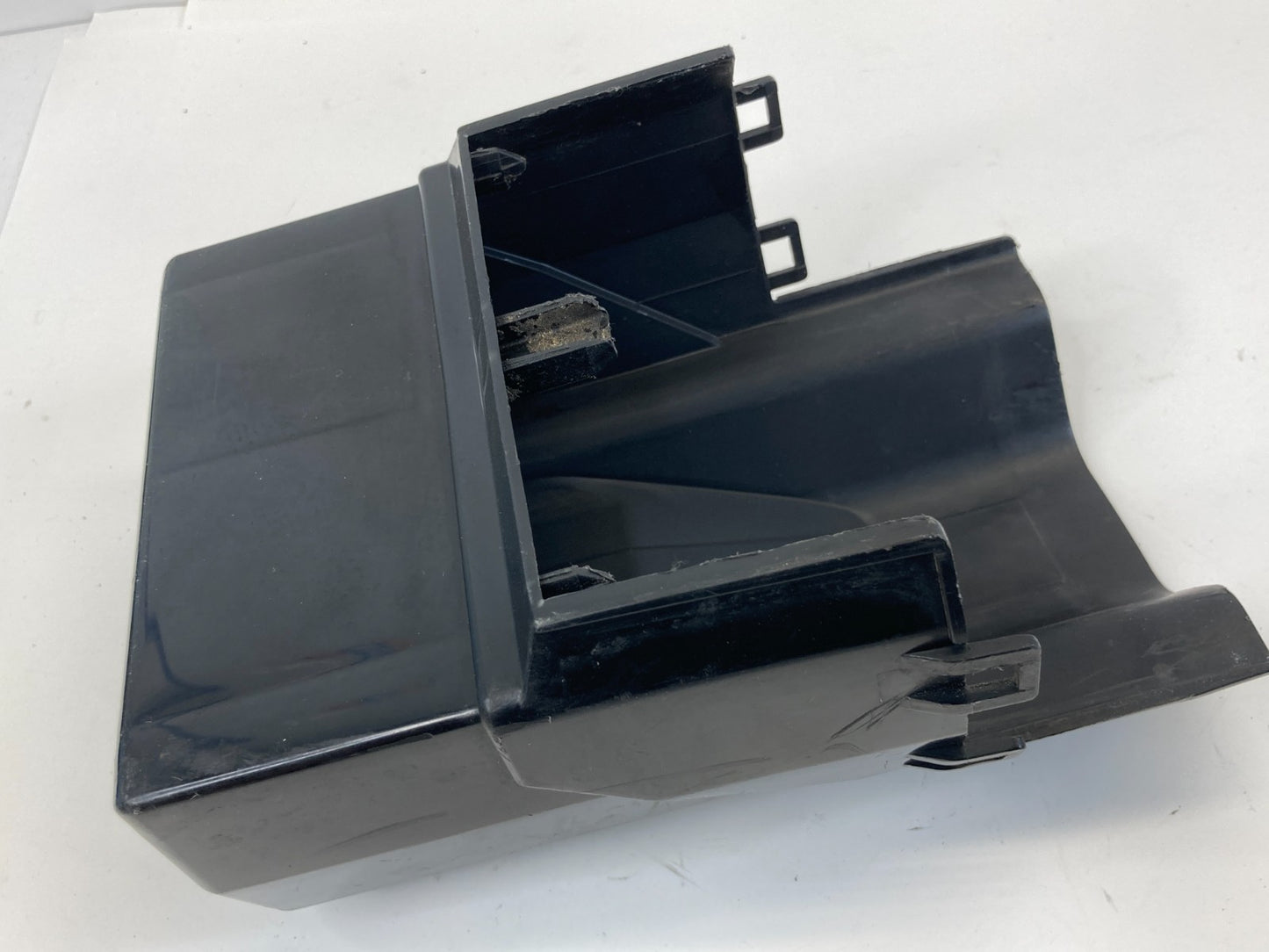 2004 2005 2006 Infiniti G35 Sedan Engine Compartment Fuse Relay Box Block OEM