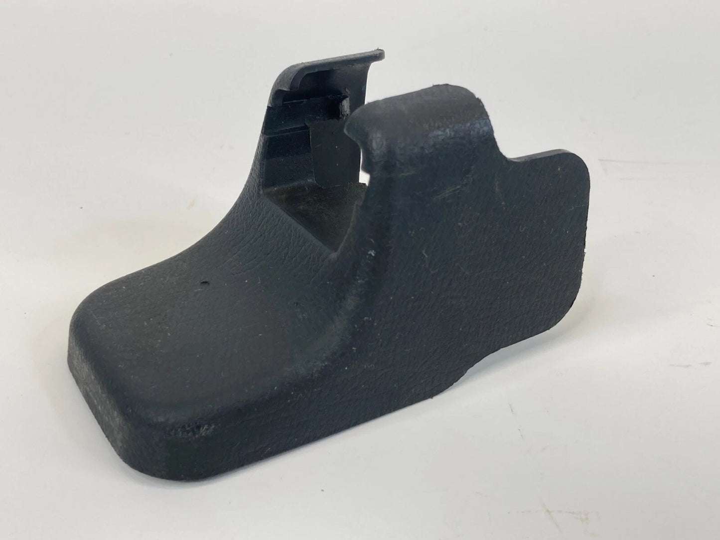 2001-2005 HONDA CIVIC FRONT RIGHT PASSENGER SIDE SEAT TRACK COVER RAIL CAP OEM