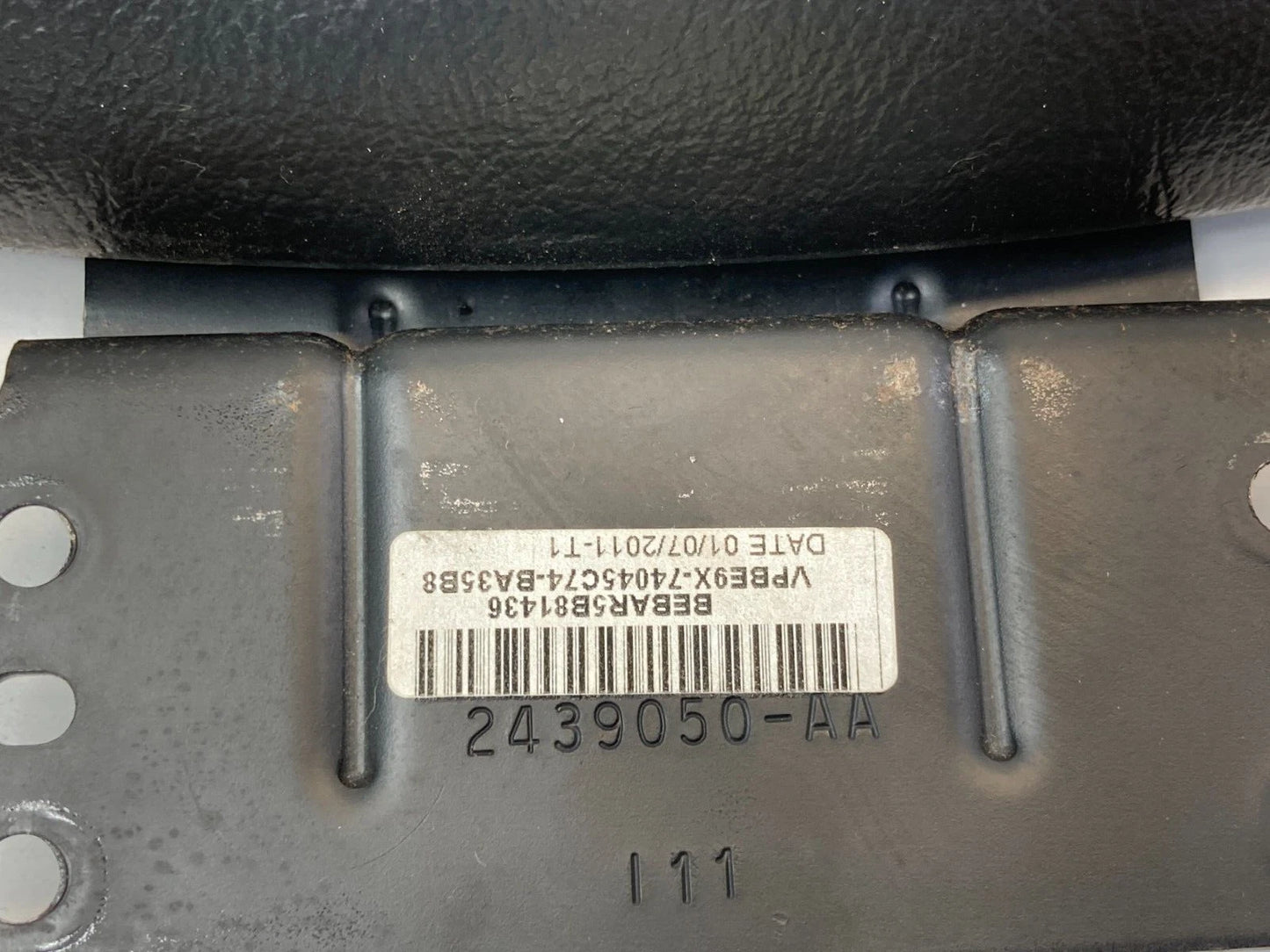 2010-2019 LINCOLN MKT REAR 2ND ROW CENTER CONSOLE ARMREST ARM REST LID COVER OEM