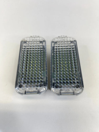2009-2017 VW VOLKSWAGEN CC INTERIOR LIGHT COURTESY LAMP SET PAIR 4E0947415 OEM