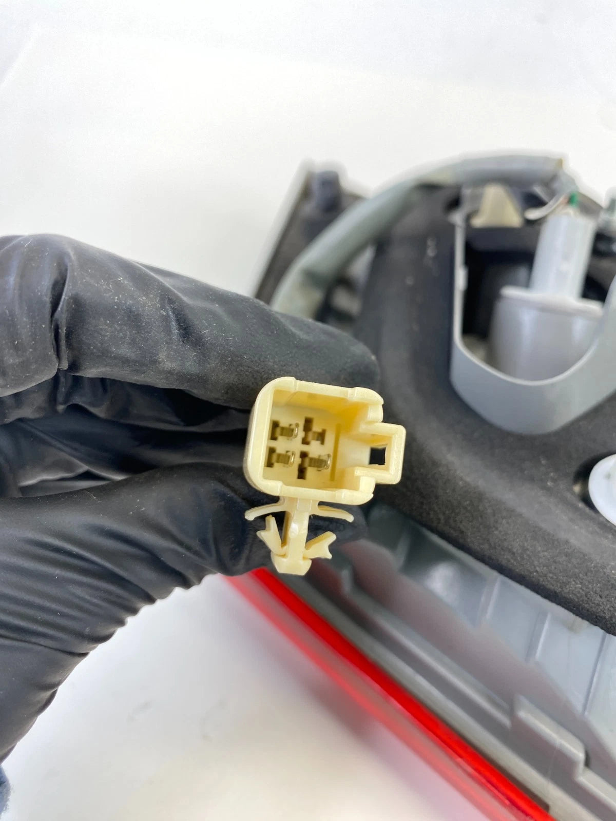 2007-2009 TOYOTA CAMRY REAR RIGHT BACK UP LIGHT TAIL LIGHT TAILLIGHT LAMP OEM