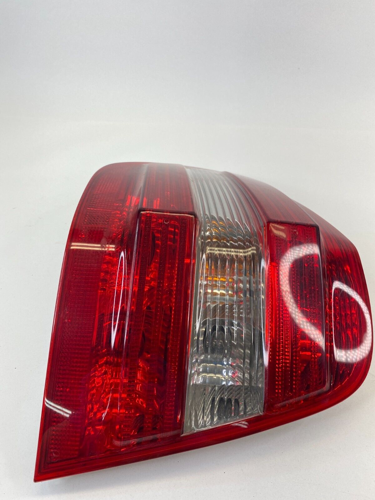 2006-2009 Mercedes-Benz ML350 Left Side Tail Light Taillight Lamp A1649061100