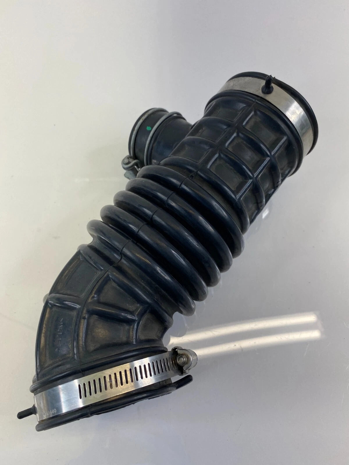 2013-2018 NISSAN ALTIMA 2.5L L4 AIR INTAKE CLEANER HOSE TUBE DUCT PIPE OEM