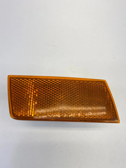 2005-2014 CHRYSLER 300 FRONT BUMPER RIGHT PASSENGER SIDE MARKER LIGHT LAMP OEM