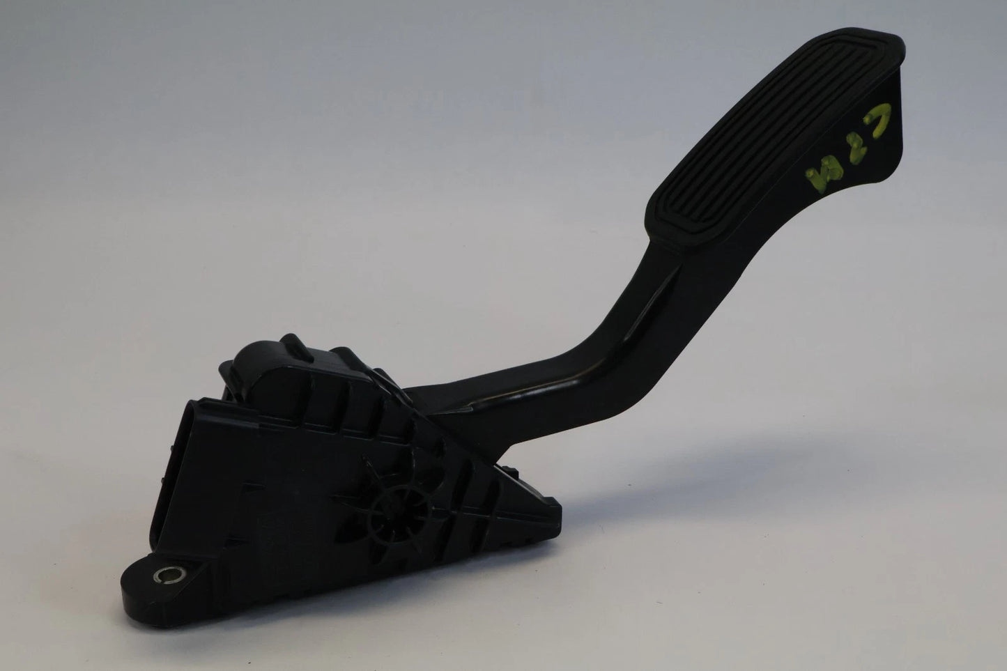 2005 2006 TOYOTA TUNDRA GAS ACCELERATOR PEDAL ASSEMBLY OEM 78120-0C050